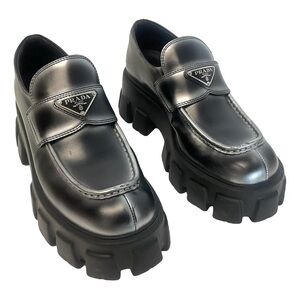Prada Monolith brushed black leather loafers chunky rubber sole Prada sz 9.5
